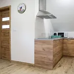 فندق مبيت وإفطار Boconek - Przeciszow 3*