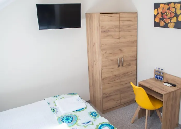 Bed and Breakfast Boconek - Przeciszow 3*